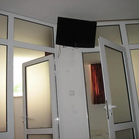 Ξενοδοχείο με διαμερίσματα Milennia Family 4*