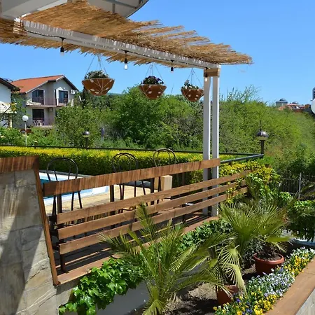 Ξενοδοχείο με διαμερίσματα Milennia Family Σάνι Μπιτς