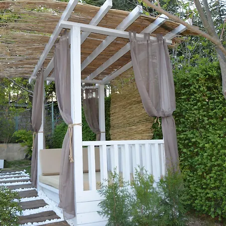 Milennia Family شقة فندقية 4*